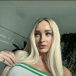 Emily01